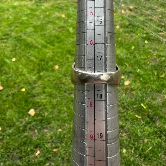 Silpada Into the Night Ring - Picture 4 of 7